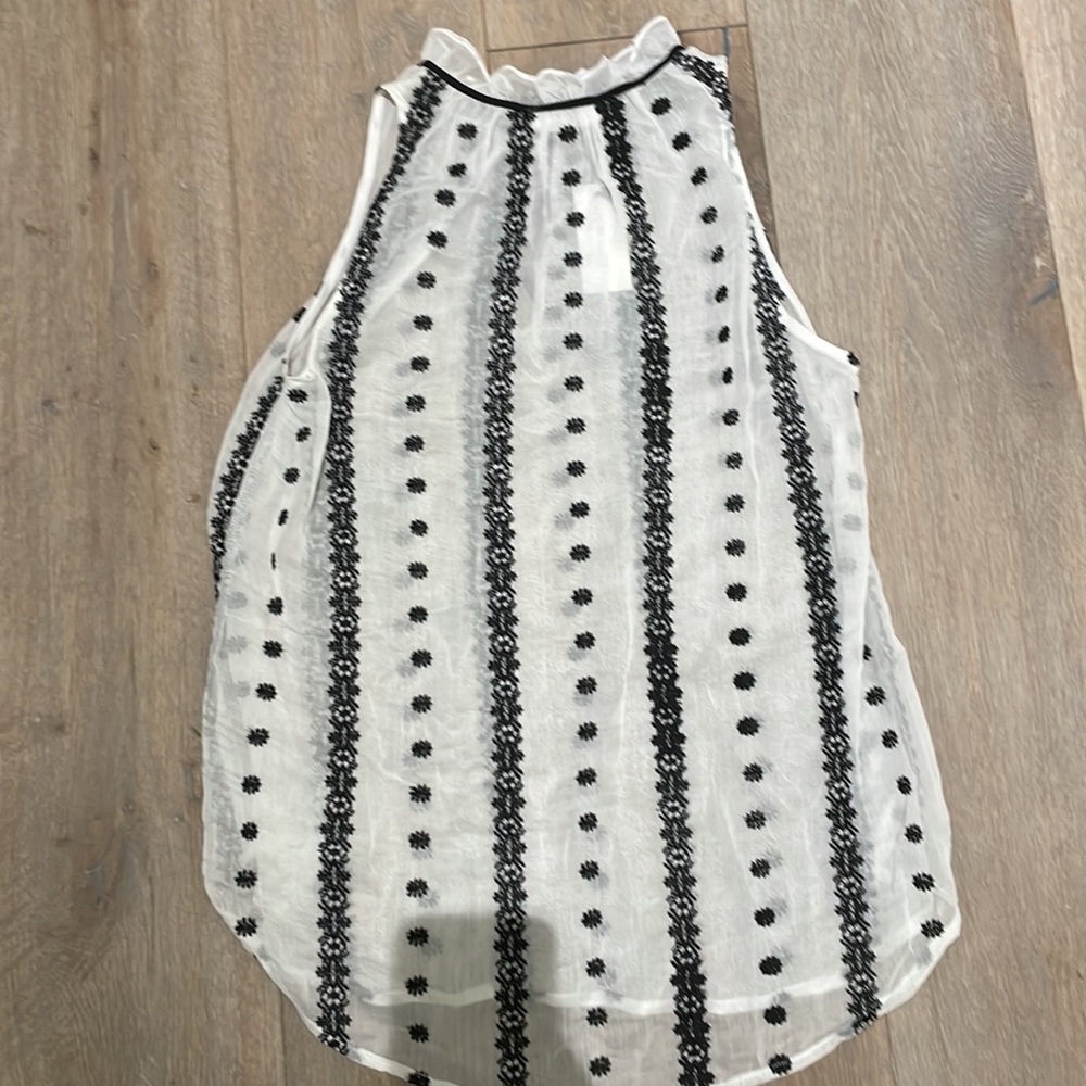 Sleeveless blouse - Picture 3 of 4